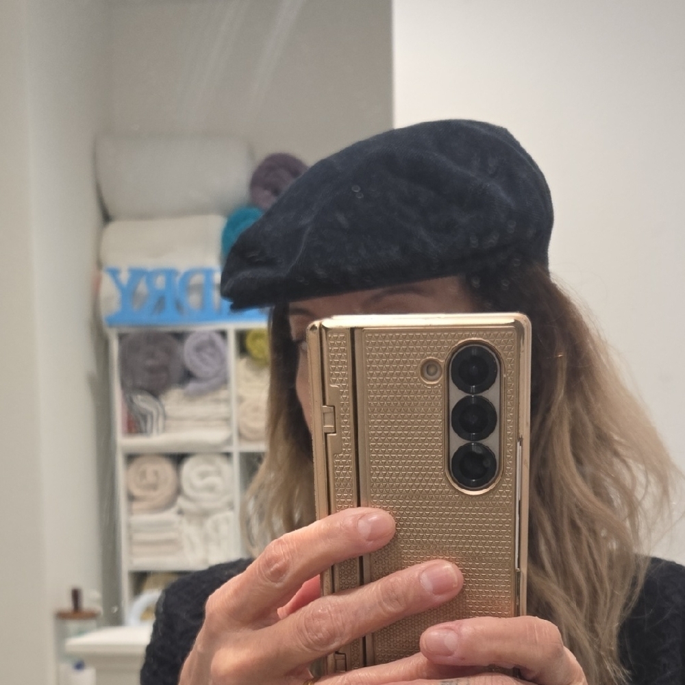 Burberry Black Corduroy Cap Authentic - Picture 5 of 6